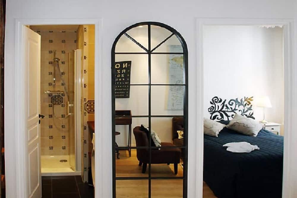 Photo of Bedroom in Notre-Dame-des-Champs