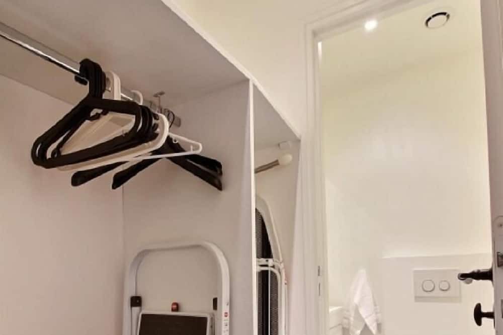 Photo of Bedroom in Notre-Dame-des-Champs