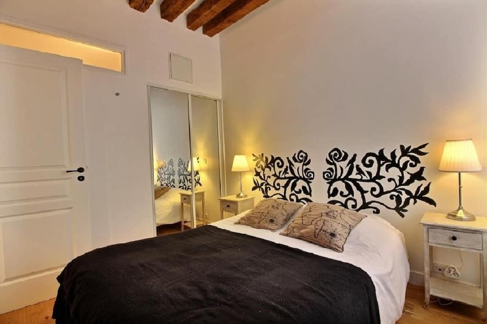 Photo of Bedroom in Notre-Dame-des-Champs