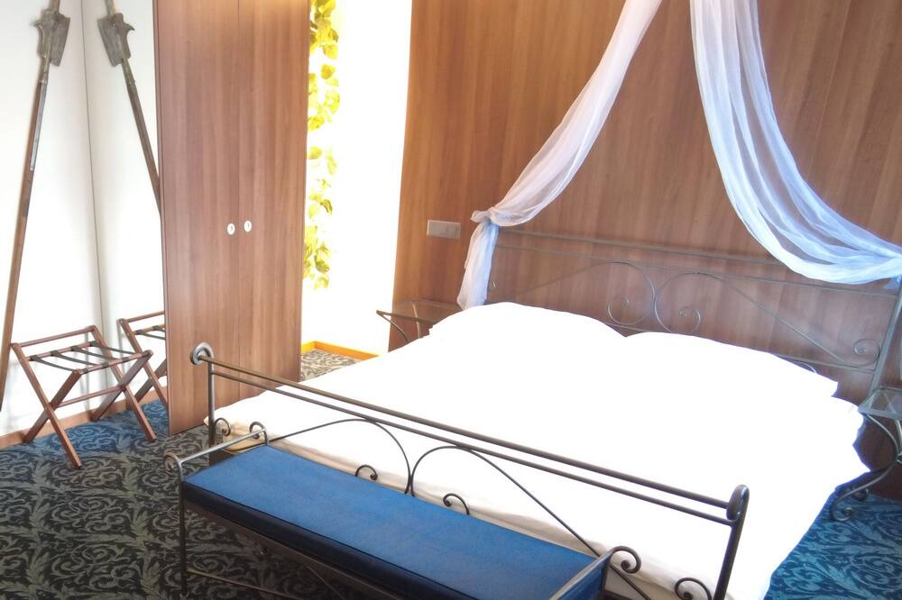 Photo of Bedroom in Teufenthal