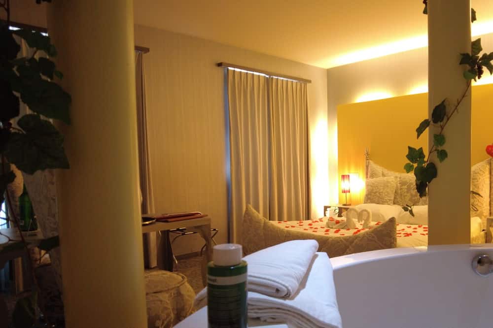 Photo of Bedroom in Teufenthal