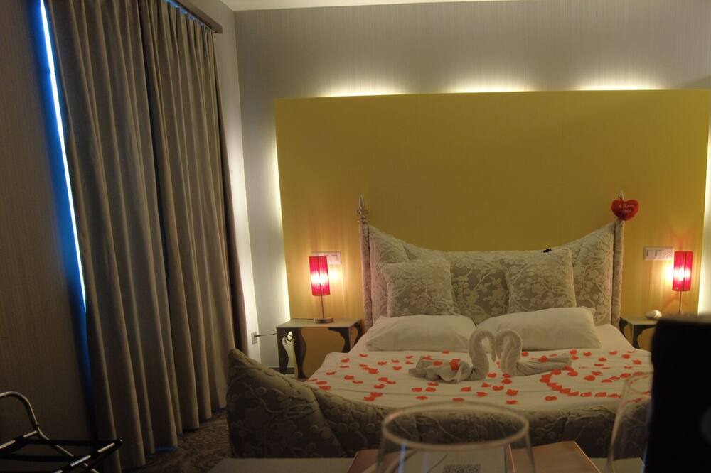 Photo of Bedroom in Teufenthal