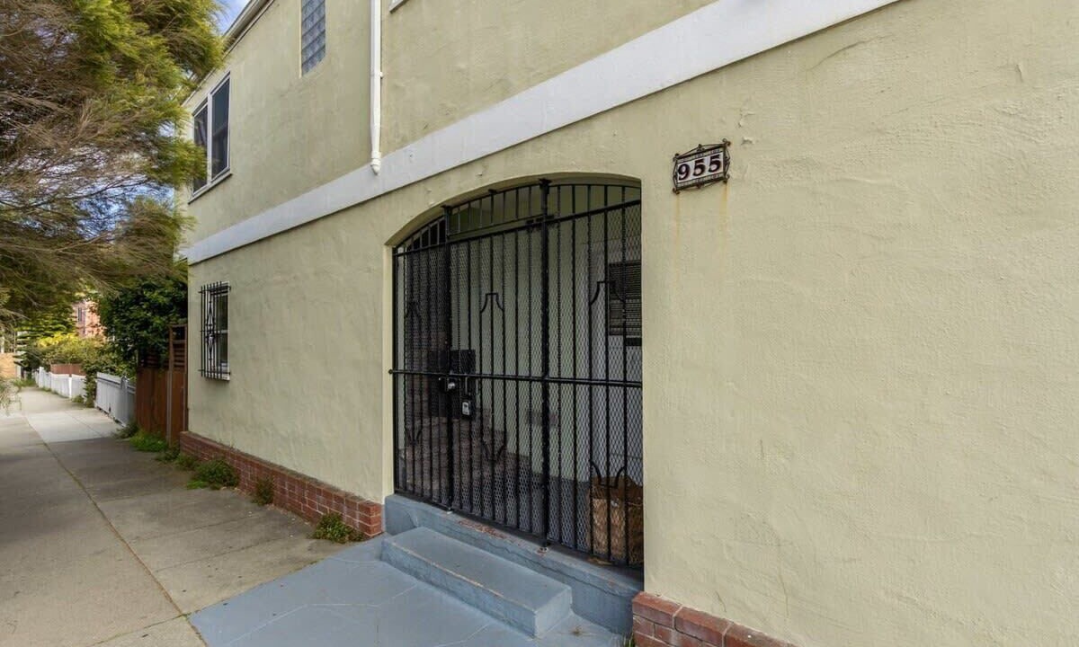 Photo of Outdoor in Cayuga Terrace