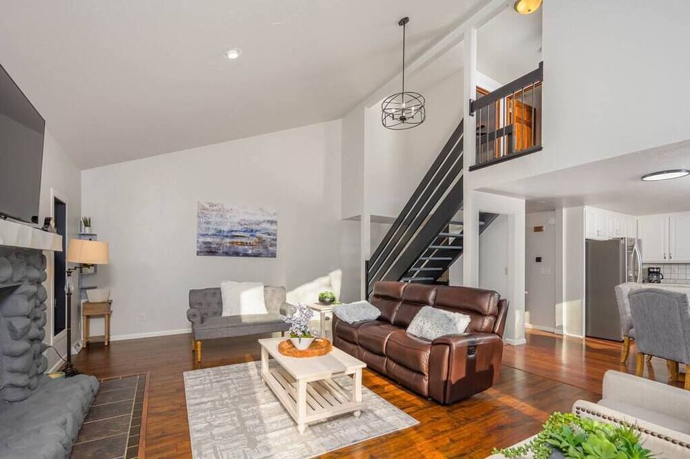 Photo of Livingroom in Green Bay
