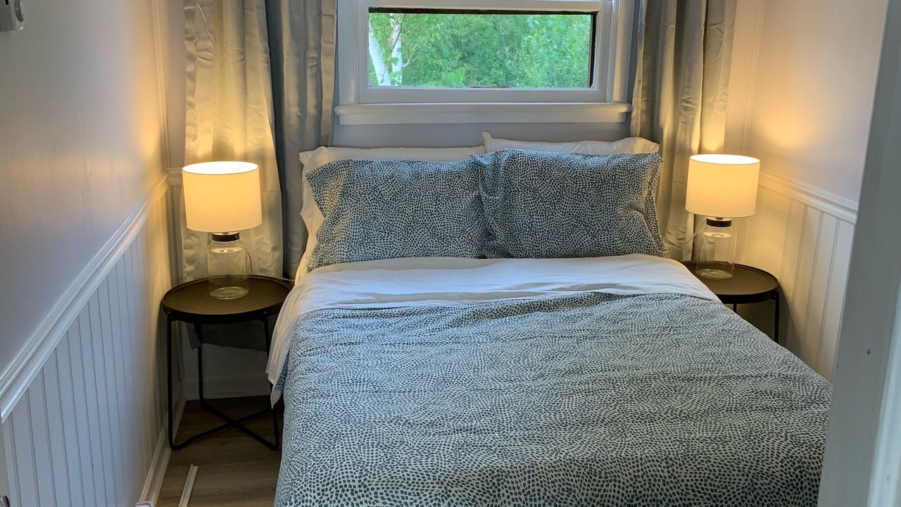 Photo of Bedroom in L'Isle-aux-Allumettes