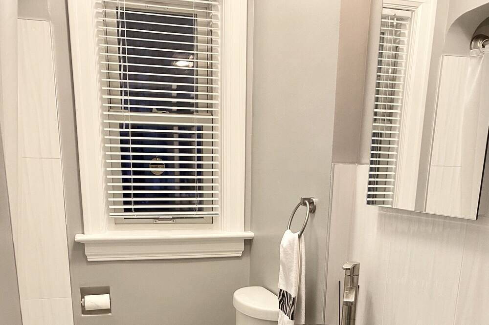 Photo of Bathroom in Thunder Bay
