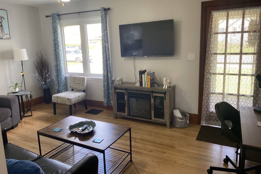 Photo of Livingroom in Thunder Bay