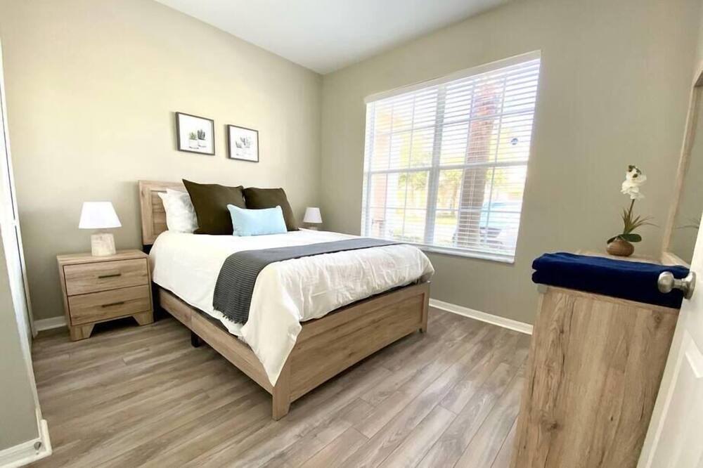 Photo of Bathroom in Four Corners