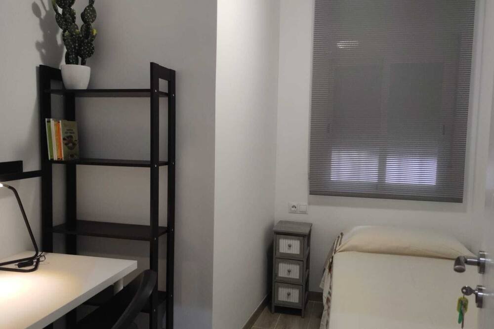Photo of Bedroom in San Basilio