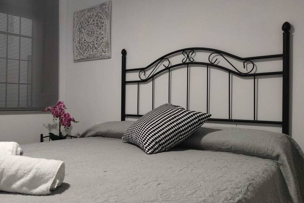 Photo of Bedroom in San Basilio