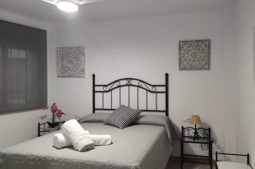 Photo of Bedroom in San Basilio