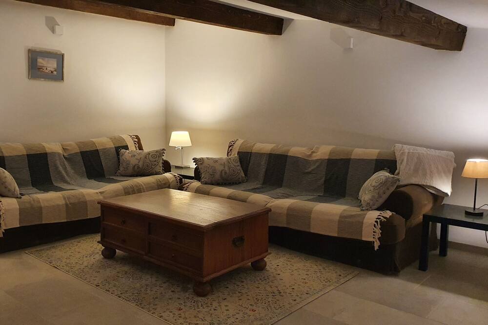 Photo of Livingroom in Magalas