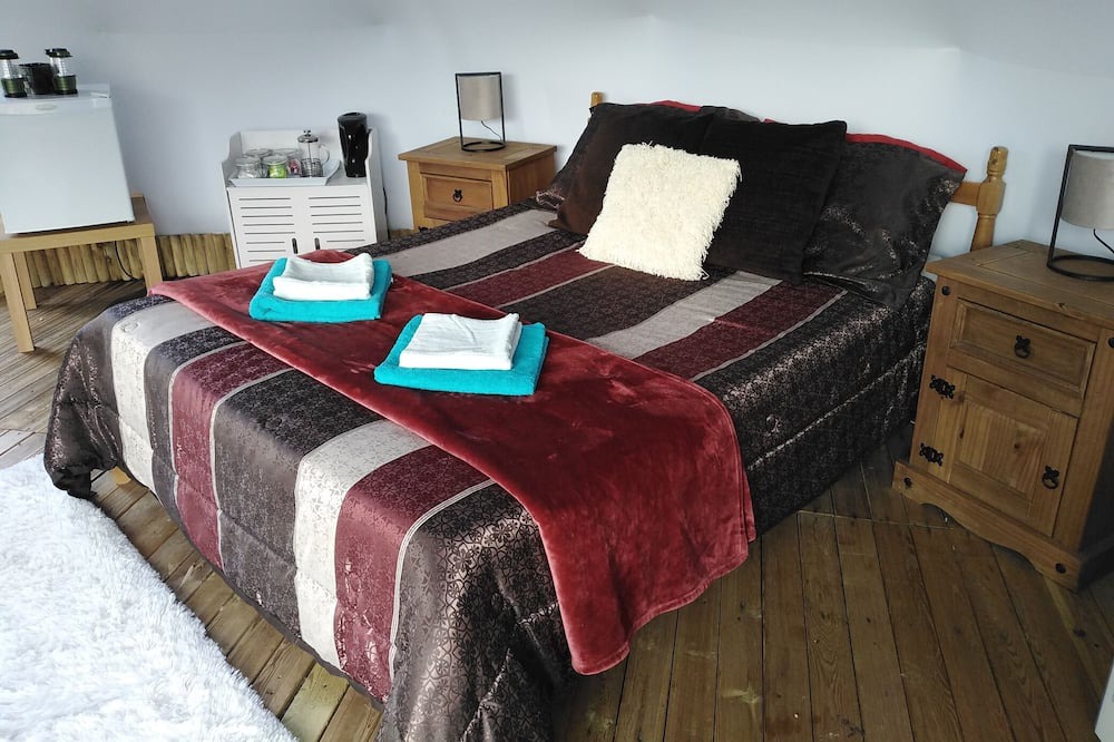 Photo of Bedroom in Aubigne-Racan