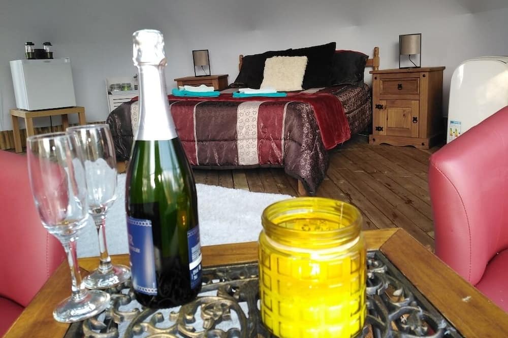 Photo of Others in Aubigne-Racan