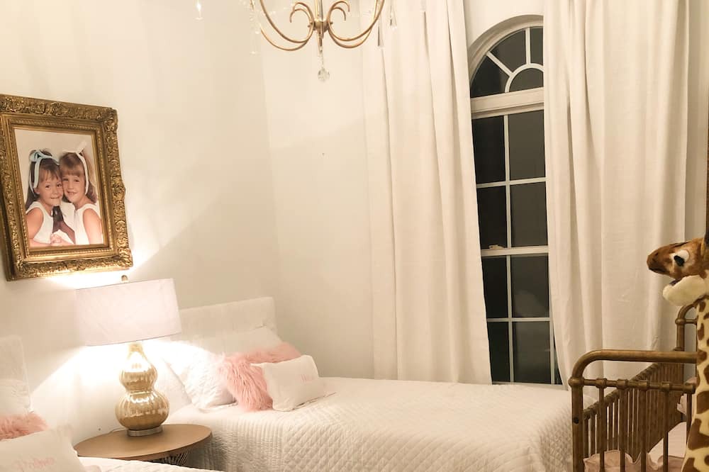 Photo of Bedroom in Evans
