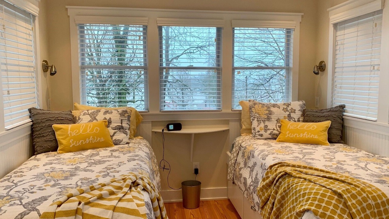 Photo of Others in Lakeview