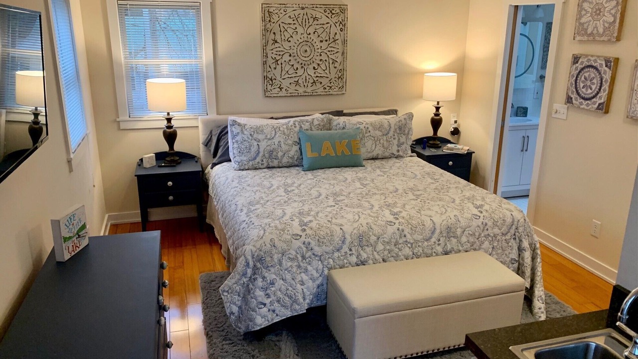 Photo of Others in Lakeview