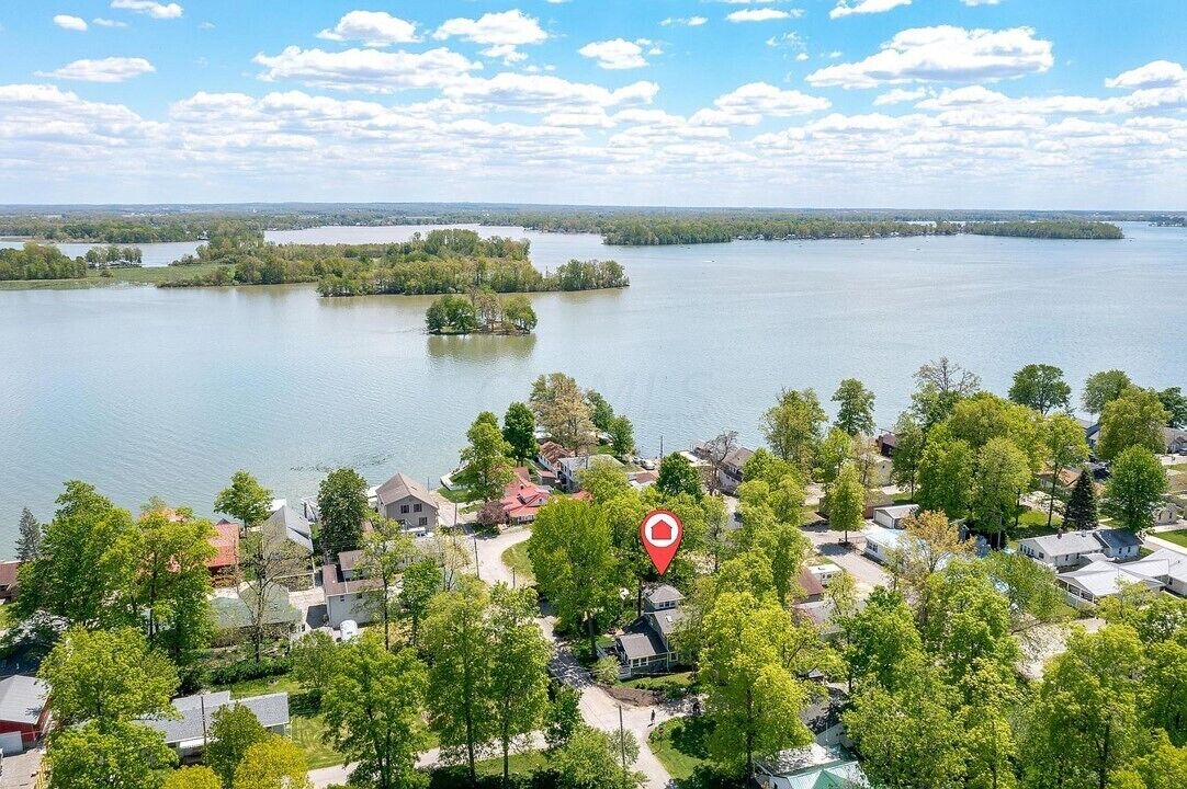 Photo of Others in Lakeview