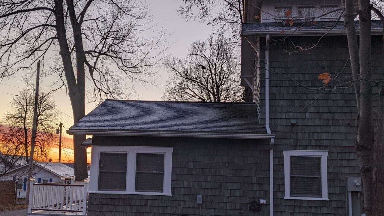 Photo of Outdoor in Lakeview