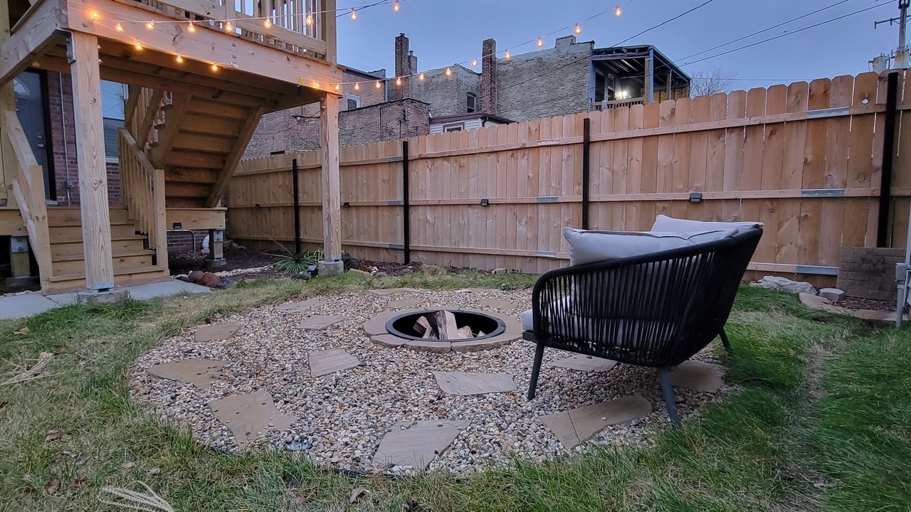 Photo of Outdoor in East Garfield Park