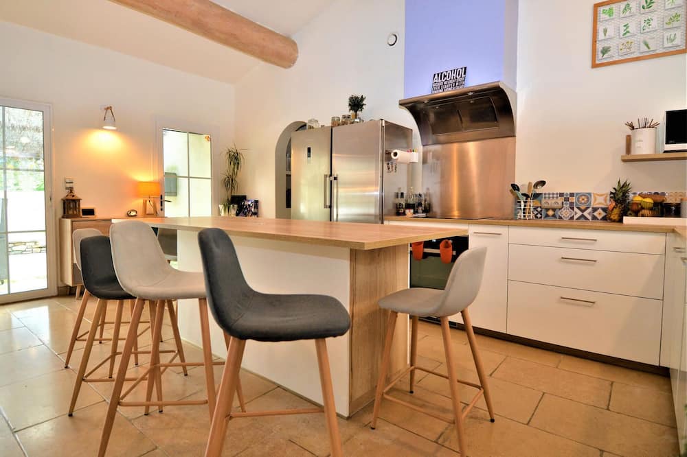 Photo of Kitchen in Saint-Paulet-de-Caisson