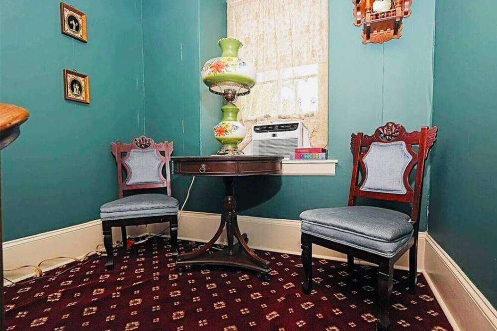 Photo of Bedroom in Ste Genevieve