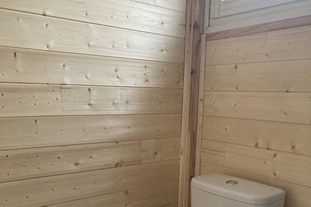 Photo of Bathroom in Eyne 2600