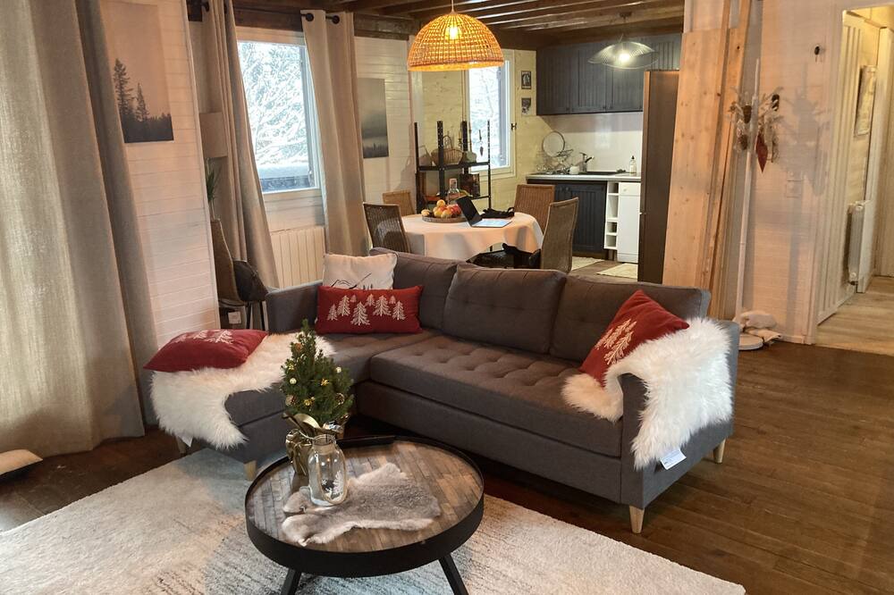 Photo of Livingroom in Eyne 2600