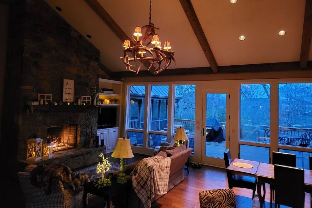 Photo of Livingroom in Pangburn