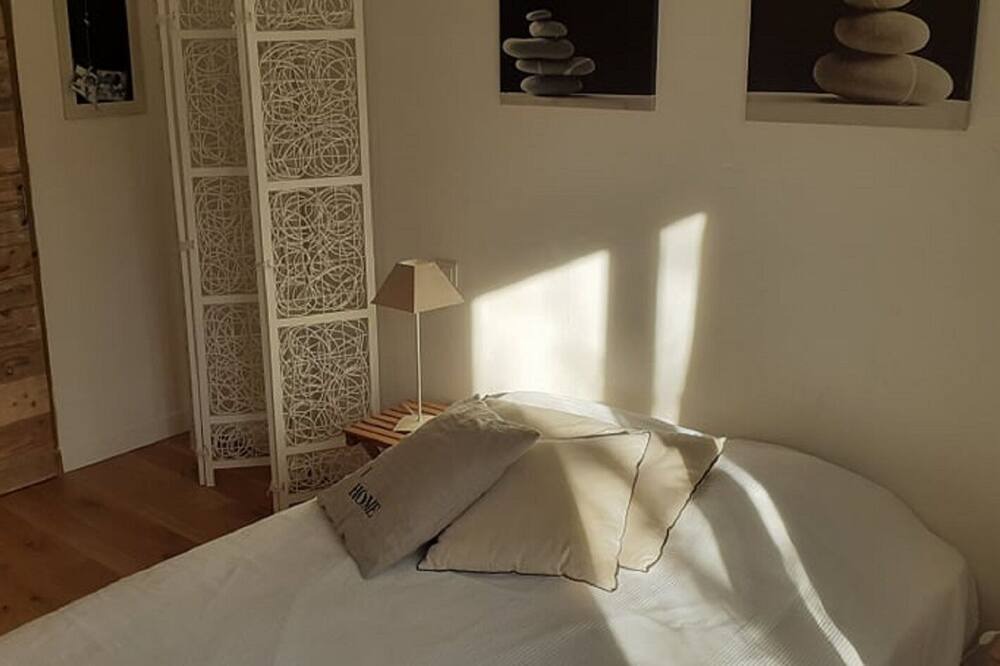 Photo of Bedroom in Barbentane