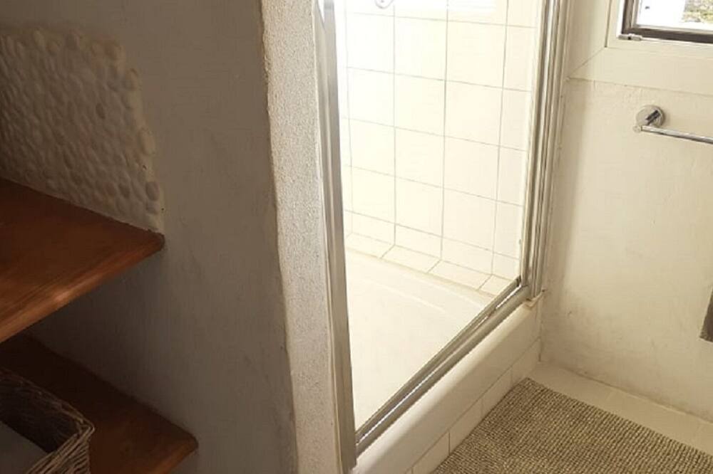 Photo of Bathroom in Barbentane