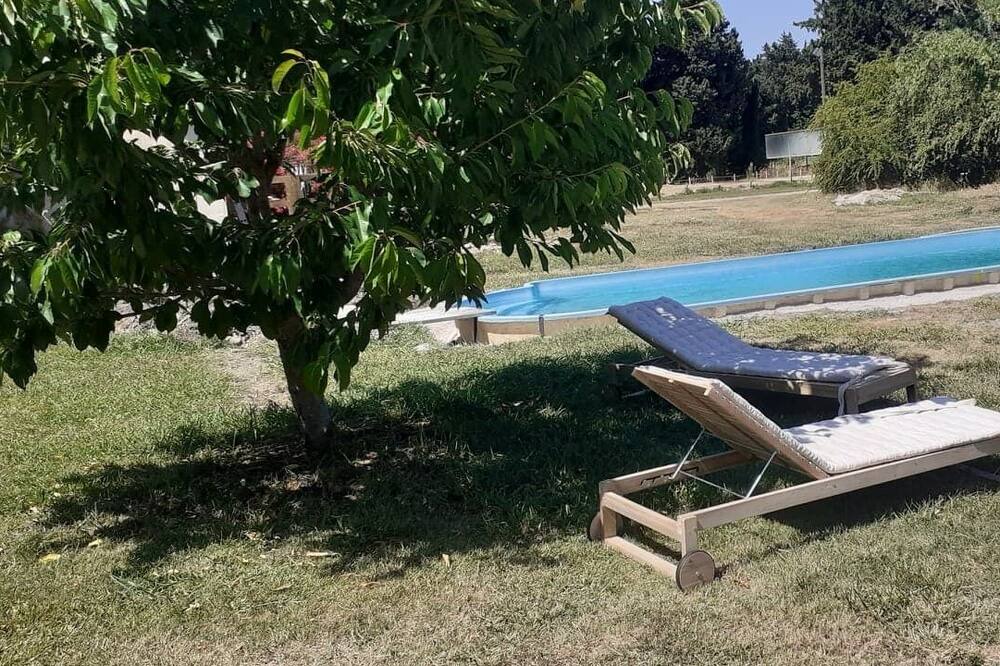 Photo of Outdoor in Barbentane