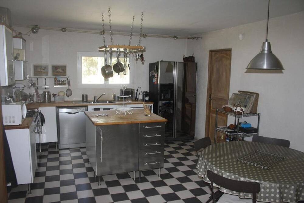 Photo of Kitchen in Barbentane