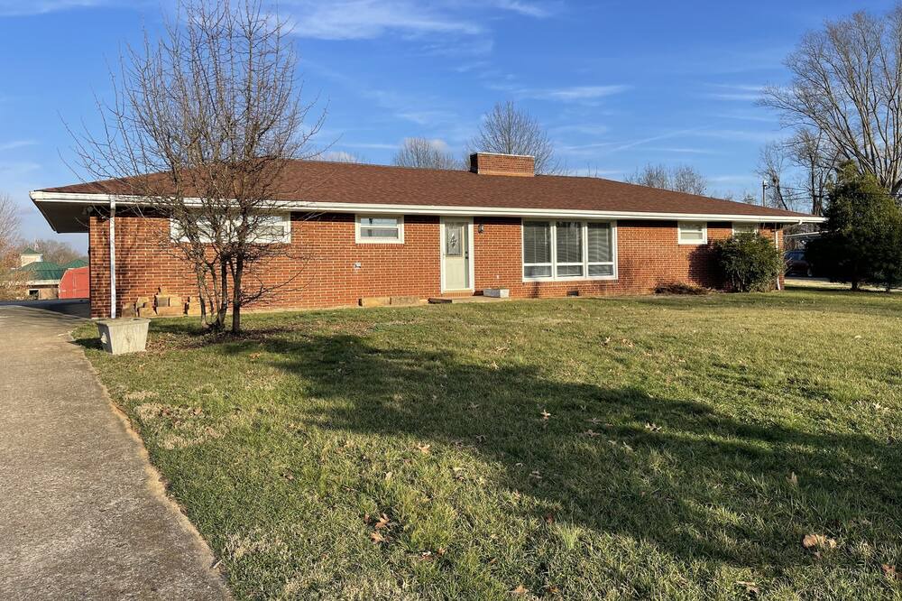 Photo of Outdoor in Colonial Heights