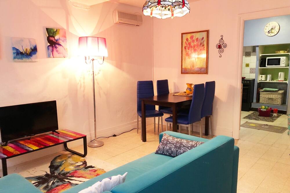 Photo of Livingroom in Trebes