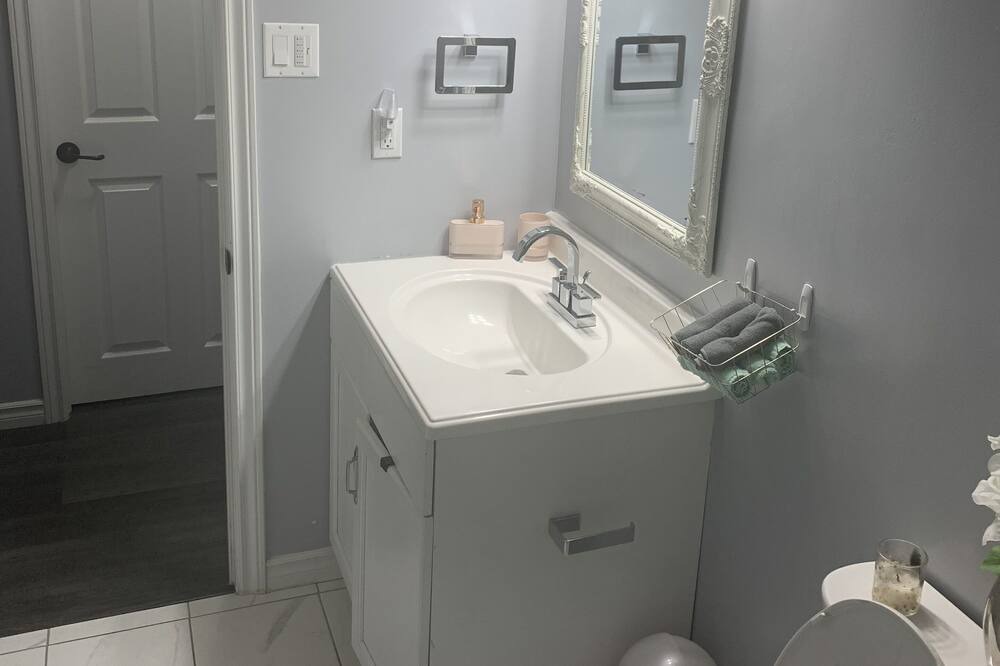 Photo of Bathroom in Argyle