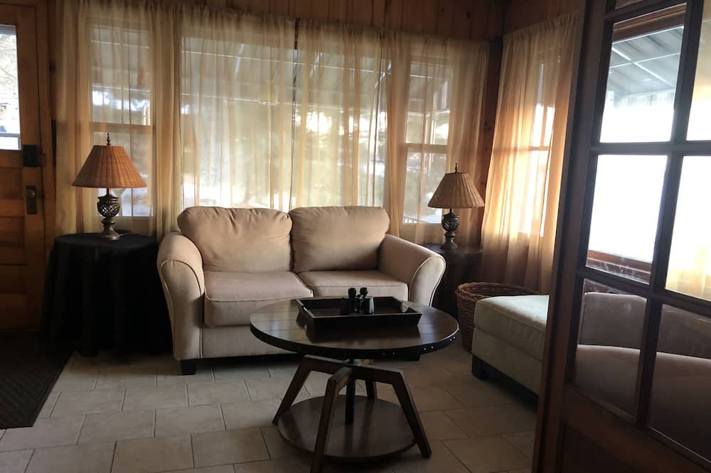 Photo of Livingroom in Ferryville