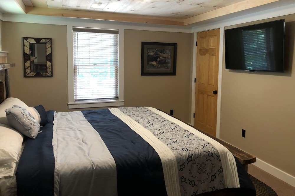 Photo of Bedroom in Tupper Lake