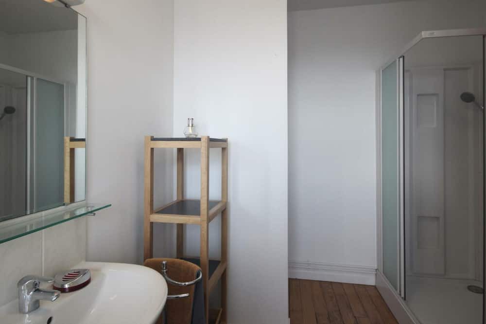 Photo of Bathroom in Mesnieres-en-Bray