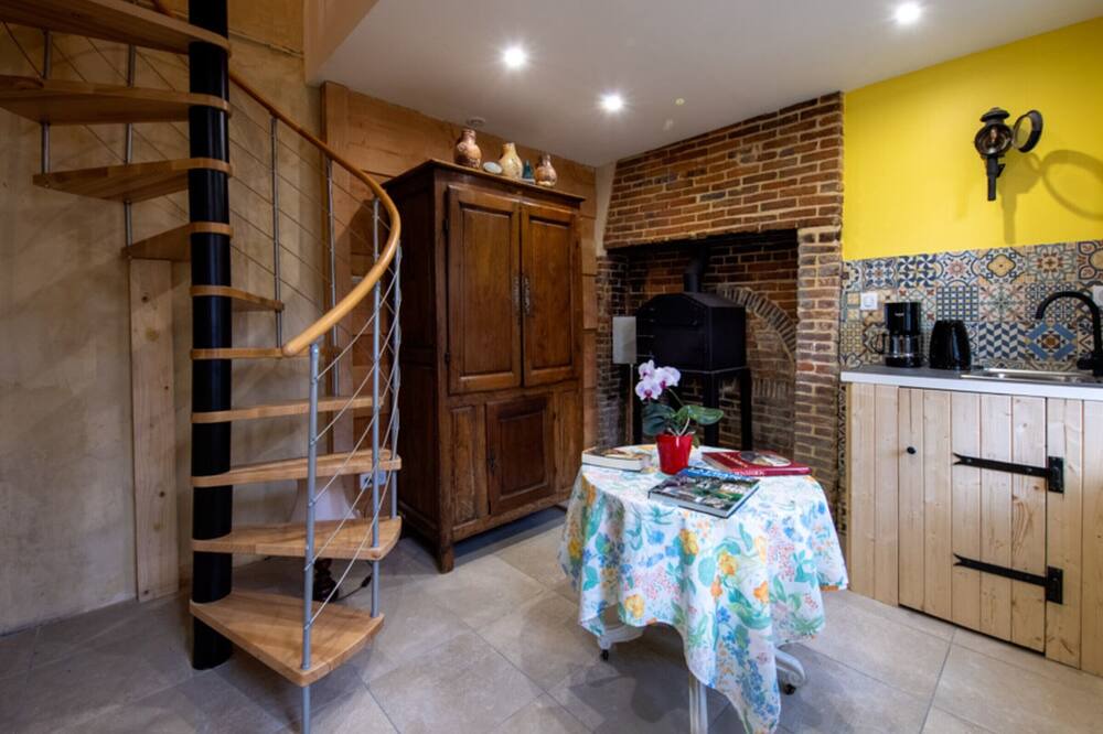 Photo of Livingroom in Saint-Saens