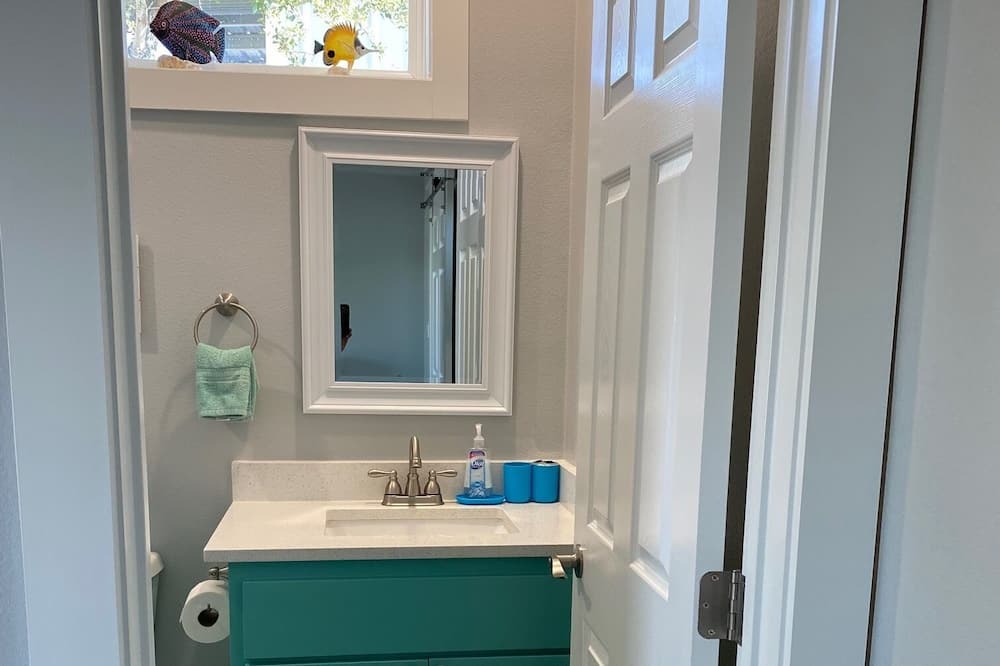 Photo of Bathroom in Rockport