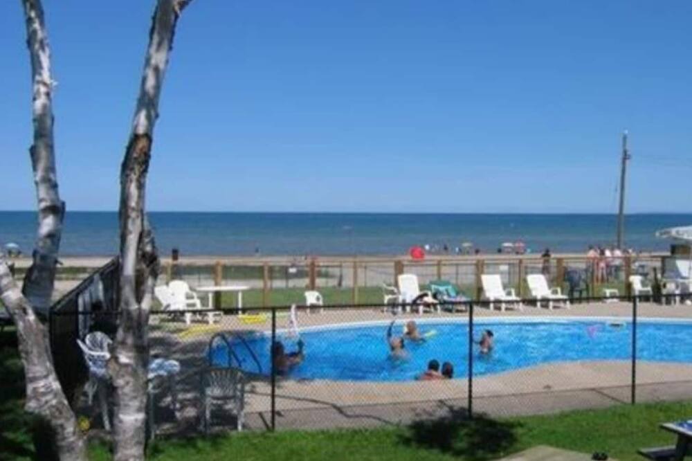 Photo of Outdoor in Wasaga Beach