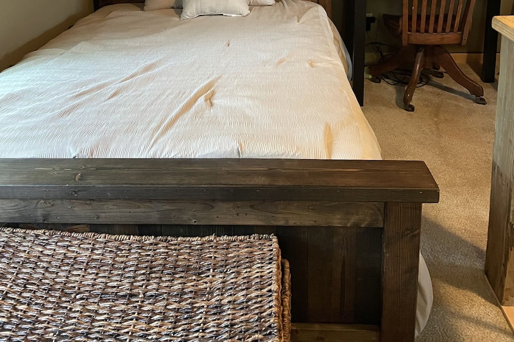 Photo of Bedroom in Fort Scott