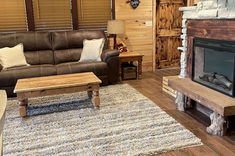 Photo of Livingroom in Fort Scott