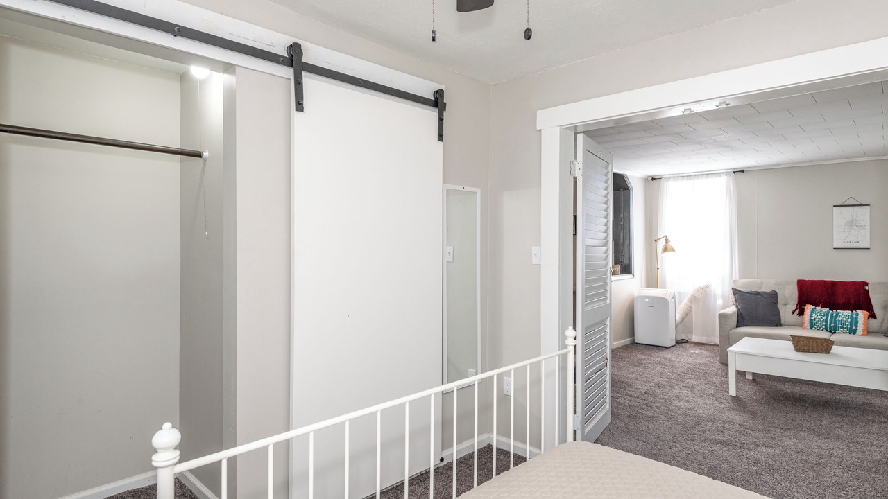 Photo of Others in Urbana