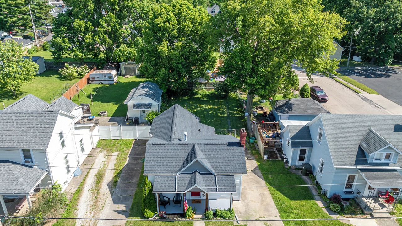 Photo of Others in Urbana