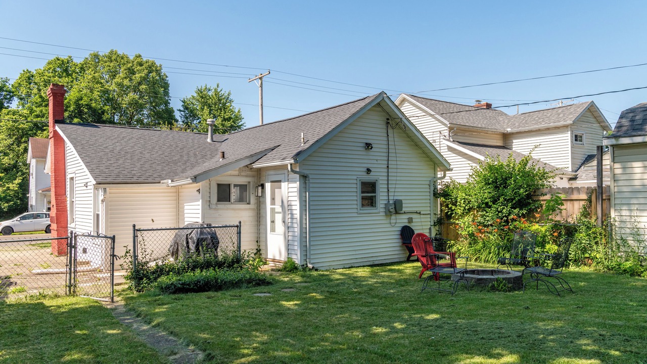 Photo of Outdoor in Urbana