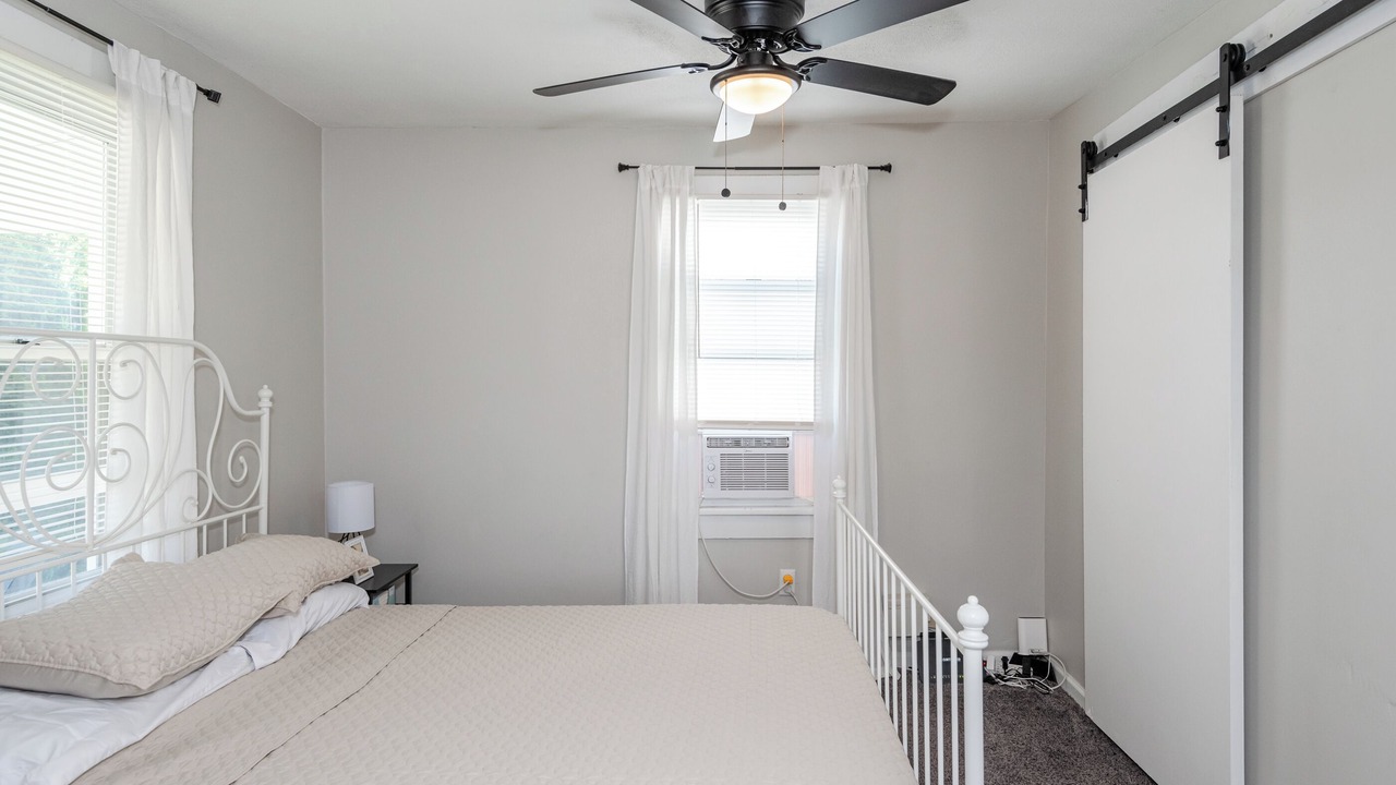 Photo of Others in Urbana