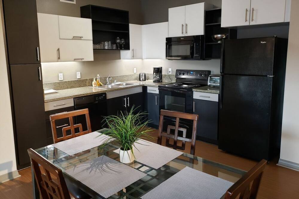 Photo of Kitchen in Marina Peninsula