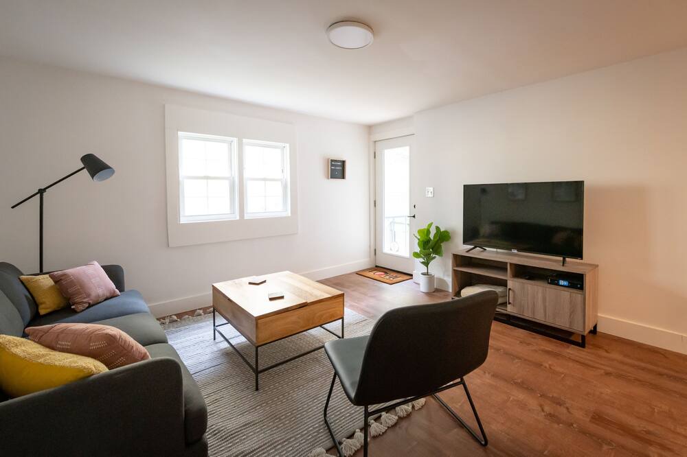 Photo of Livingroom in Reynoldstown
